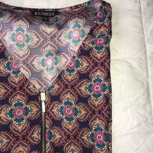 Front zipper printed top